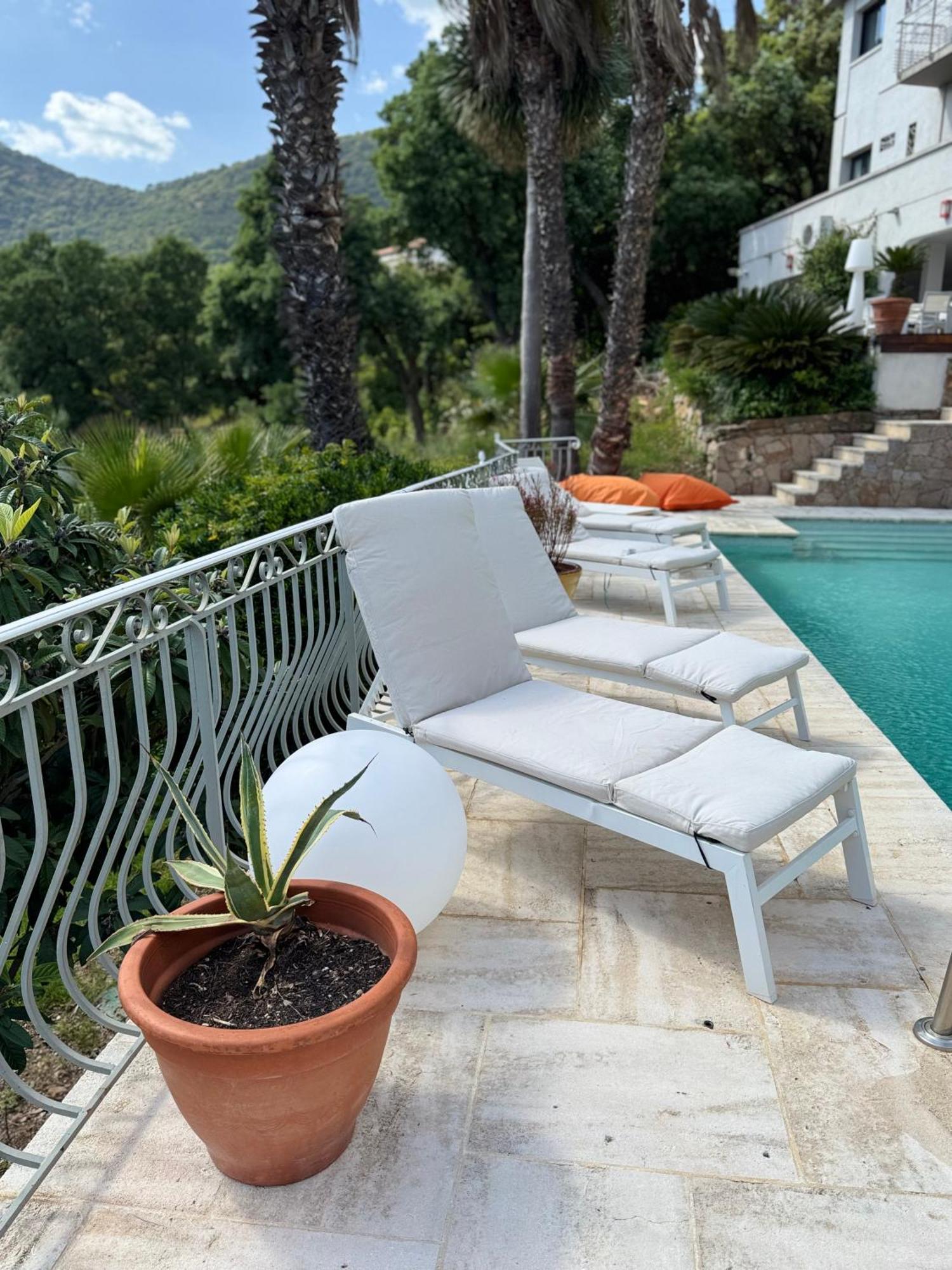 Villa Hirondelles 35 Cavalaire-sur-Mer Exterior photo